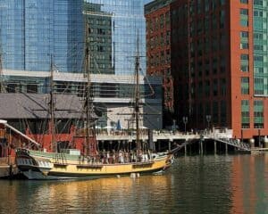Auf diesem Schiff fand die Boston Tea Party statt