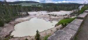 TGAR Ein Schlammbecken im Yellowstone