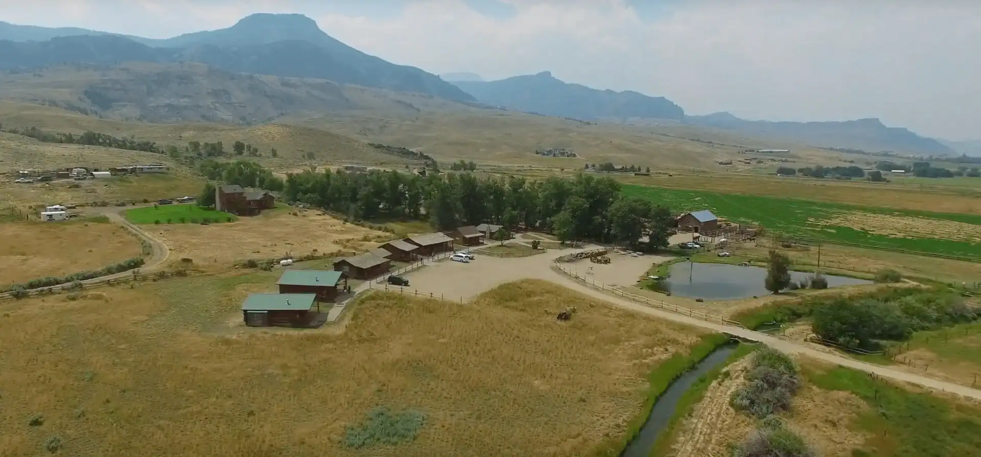 Rand Creek Ranch Ein Bild von einer Ranch in Wyoming von oben