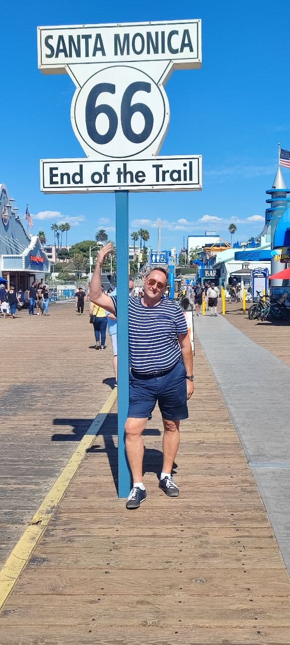 Route End Ein Mann am Ende der Route 66