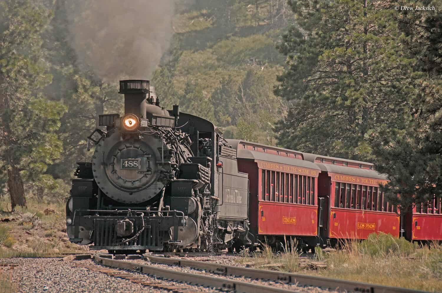Cumbres & Toltec Scenic Railroad mit Dampflok in den Rocky Mountains